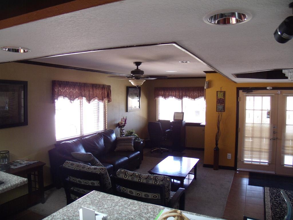 Country Inn Sterling Εξωτερικό φωτογραφία
