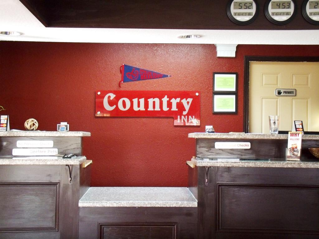 Country Inn Sterling Εξωτερικό φωτογραφία