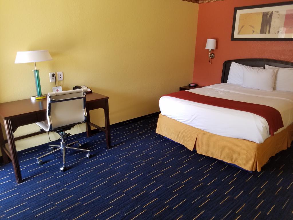 Country Inn Sterling Εξωτερικό φωτογραφία